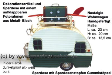 Preview: Nostalgie Spardose dunkelgrün-weiß Wohnwagen – Deko aus Blech mit Stöpsel Preview: Nostalgie Wohnwagen dunkelgrün C